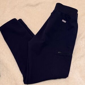 Women’s figs scrub pants